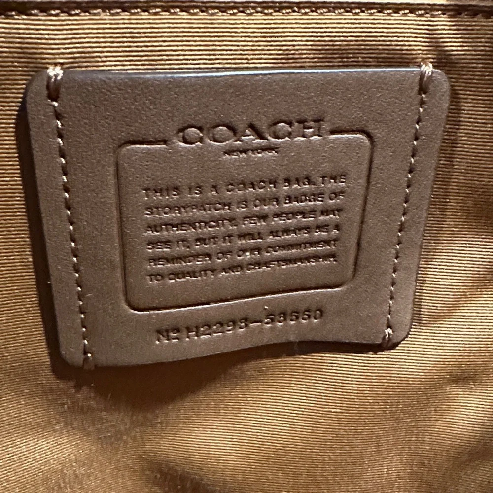 Coach Cream Leather Tote Bag - Picture 5 of 6